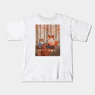 Tea time in the forest Kids T-Shirt